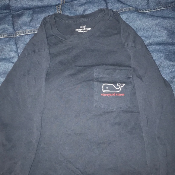 Vineyard Vines Christmas Long Sleeve Tees - Picture 1 of 4